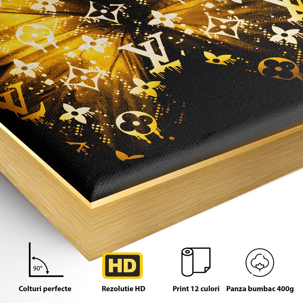 Detaliu al suprafetei: tablou canvas cu fluture auriu, in rama de aluminiu auriu